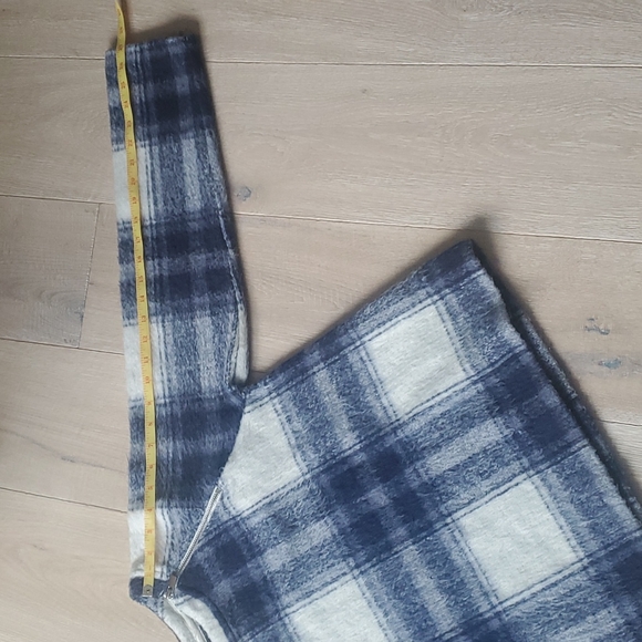 Abercrombie & Fitch top - Picture 5 of 8